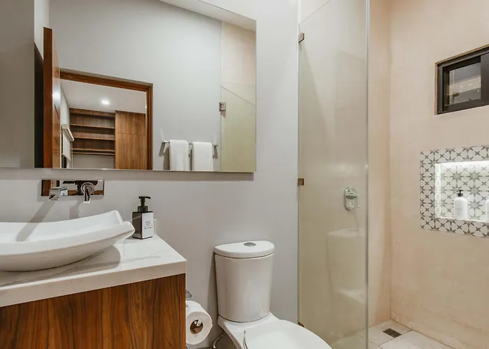 1st Floor Corner Unit With Rooftop Access To The Views In Cabo Appartement *